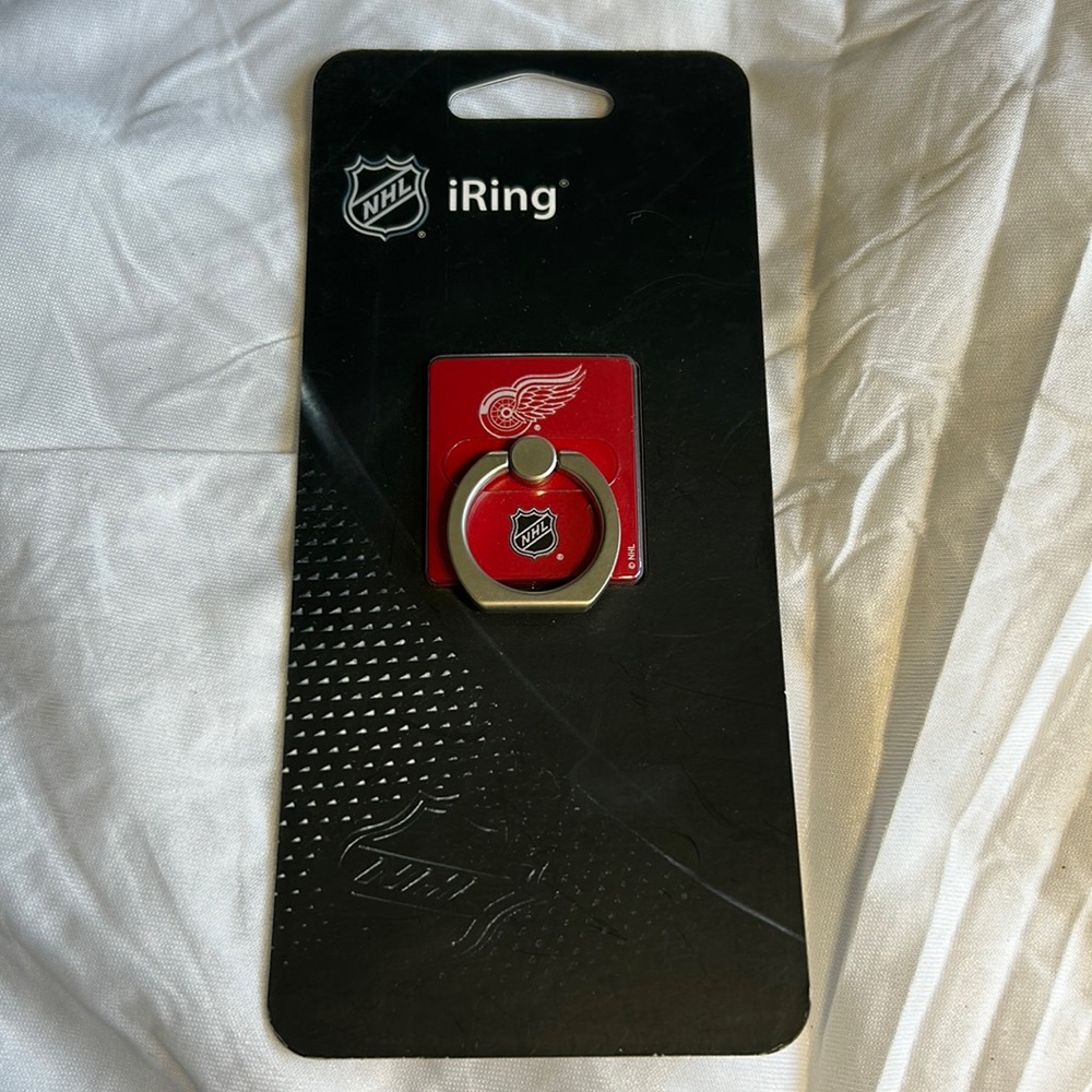 NWT iRing Phone Stand NHL Detroit Red Wings Ice Hockey Cellphone Grip Accessory